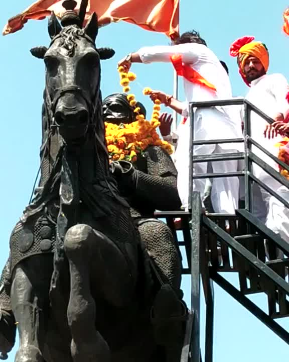 @👑Thakur shab👑