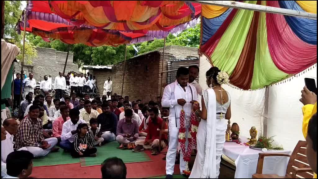 @Vinod Khande