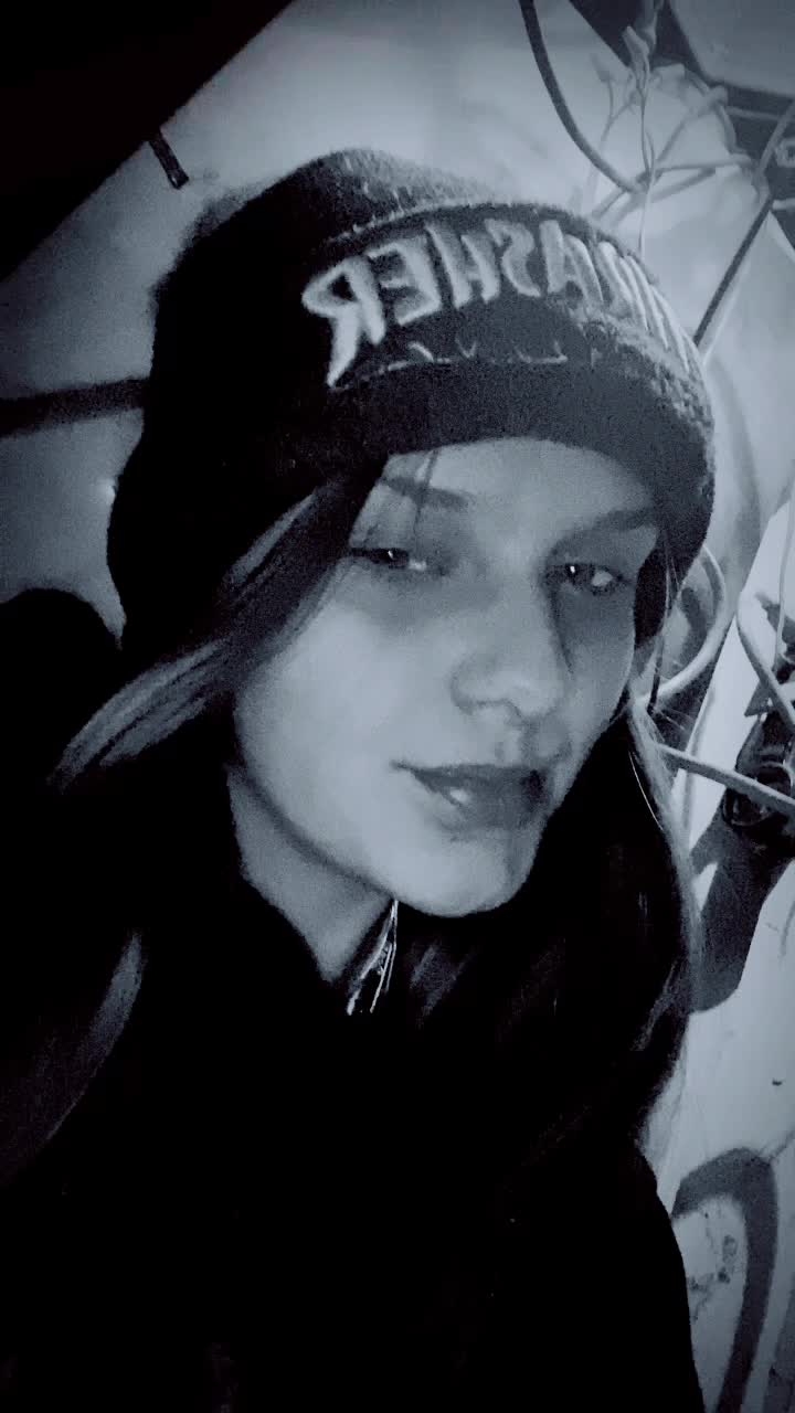 @EmilyTaraisabadbunny;)