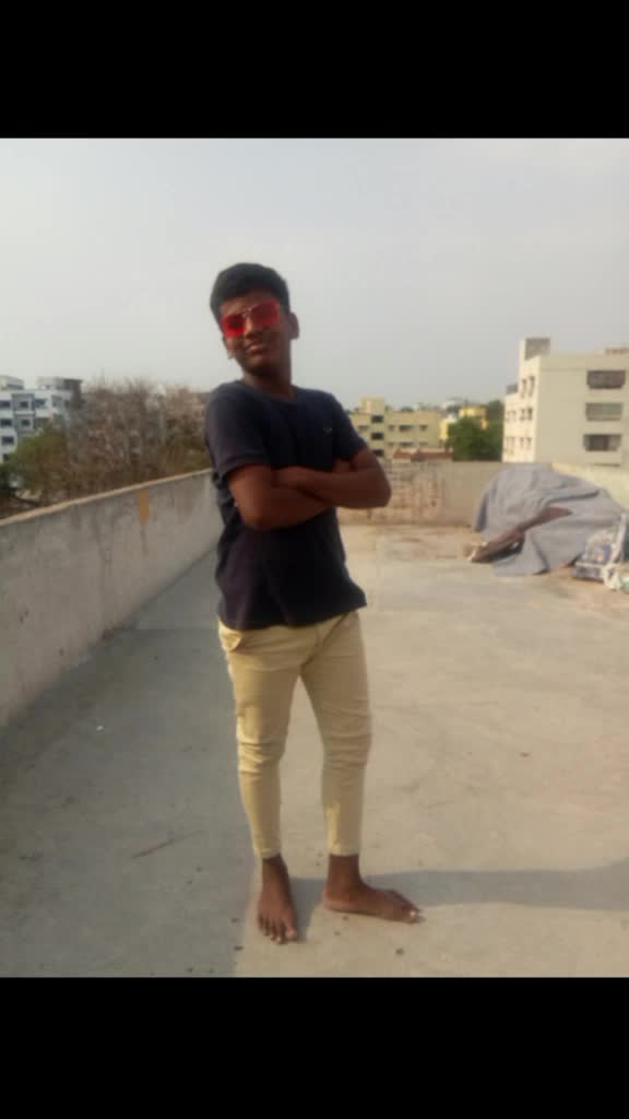 @hari-model-143