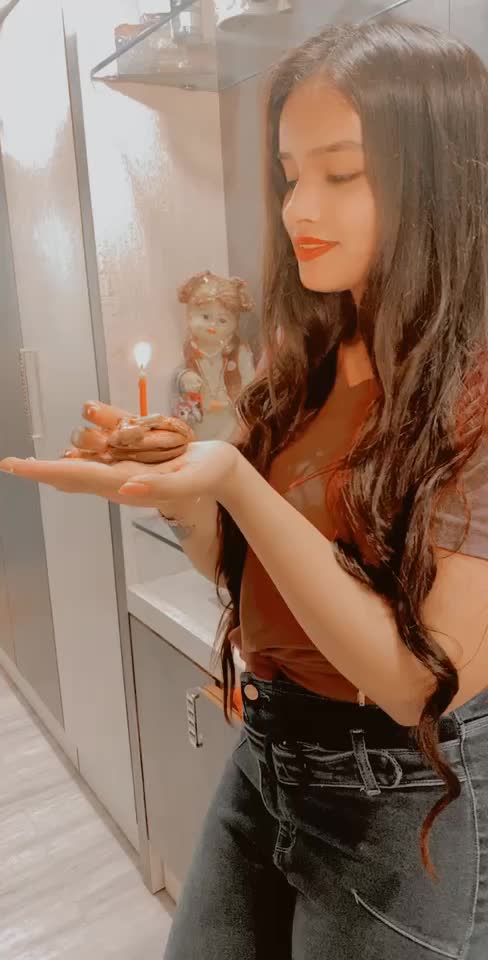 @Anushka Jain🌈