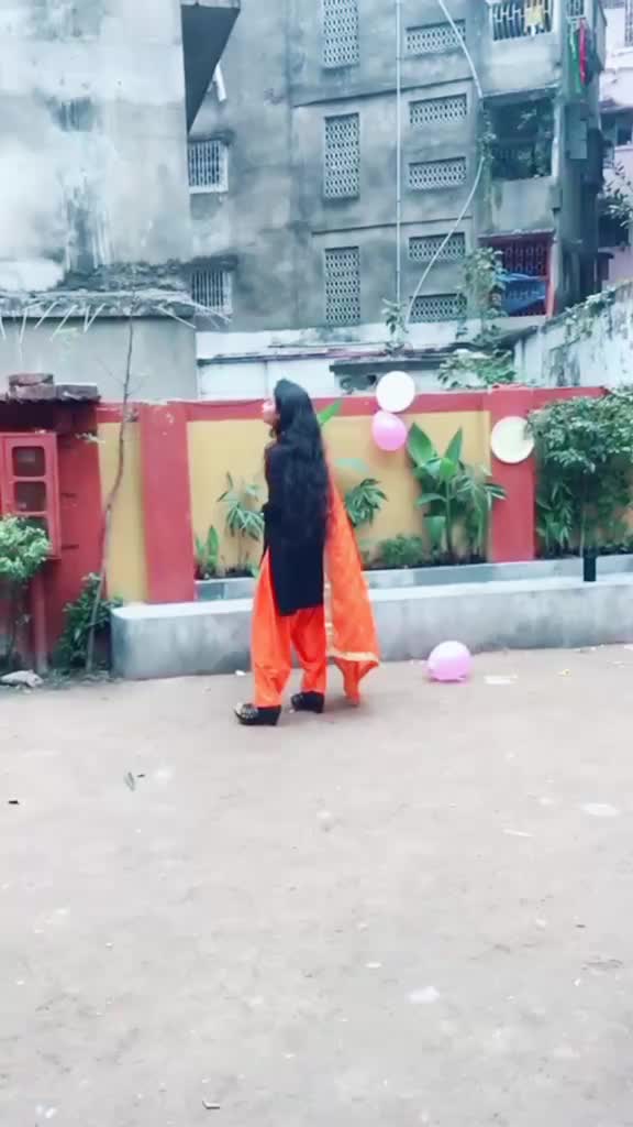 @bindaas girl😎