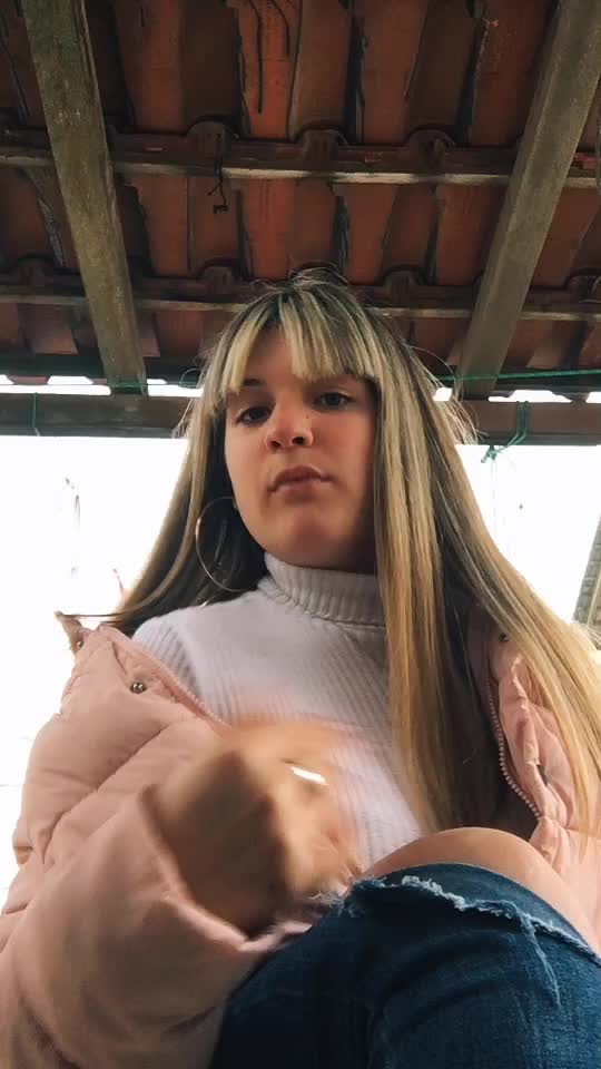 @Abril Modernel