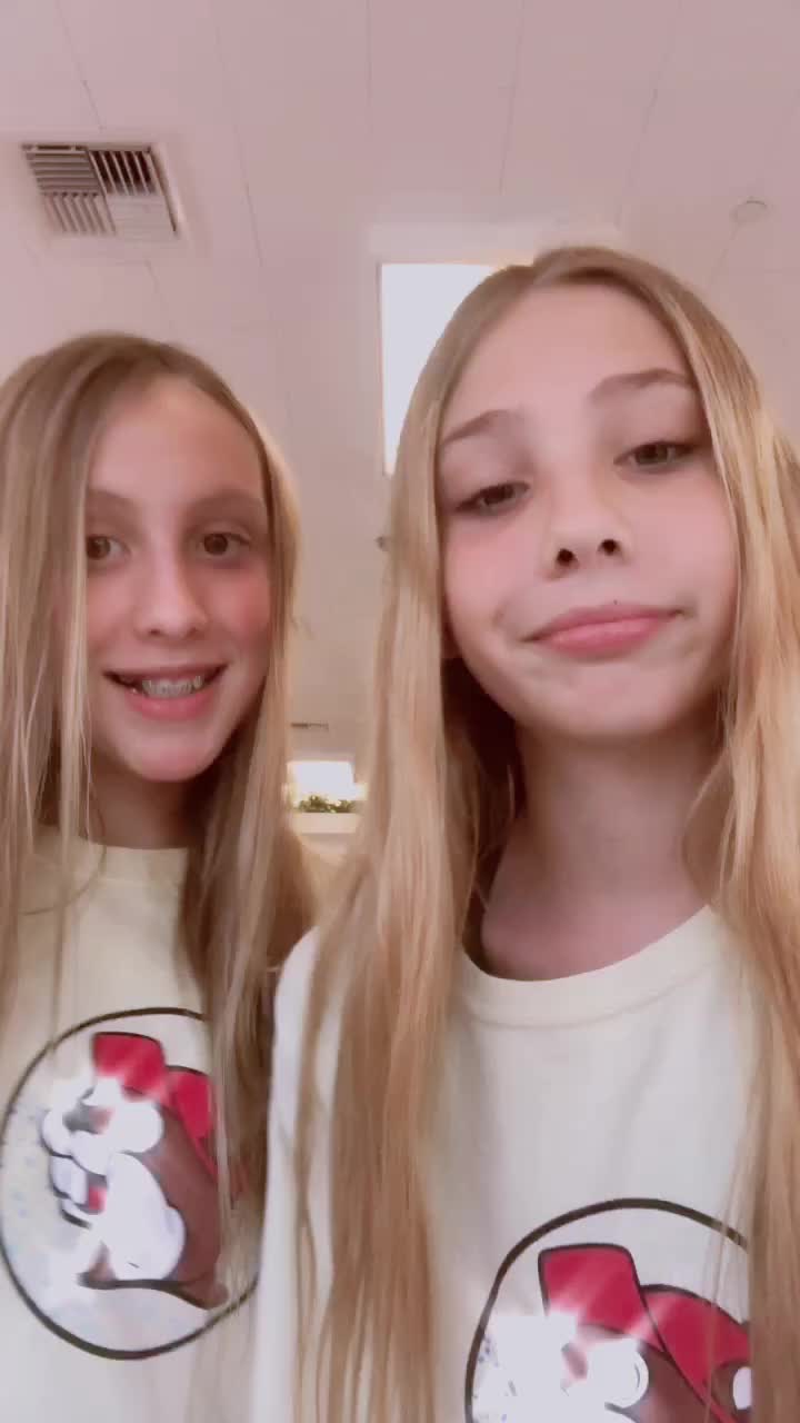 @RAWR😍