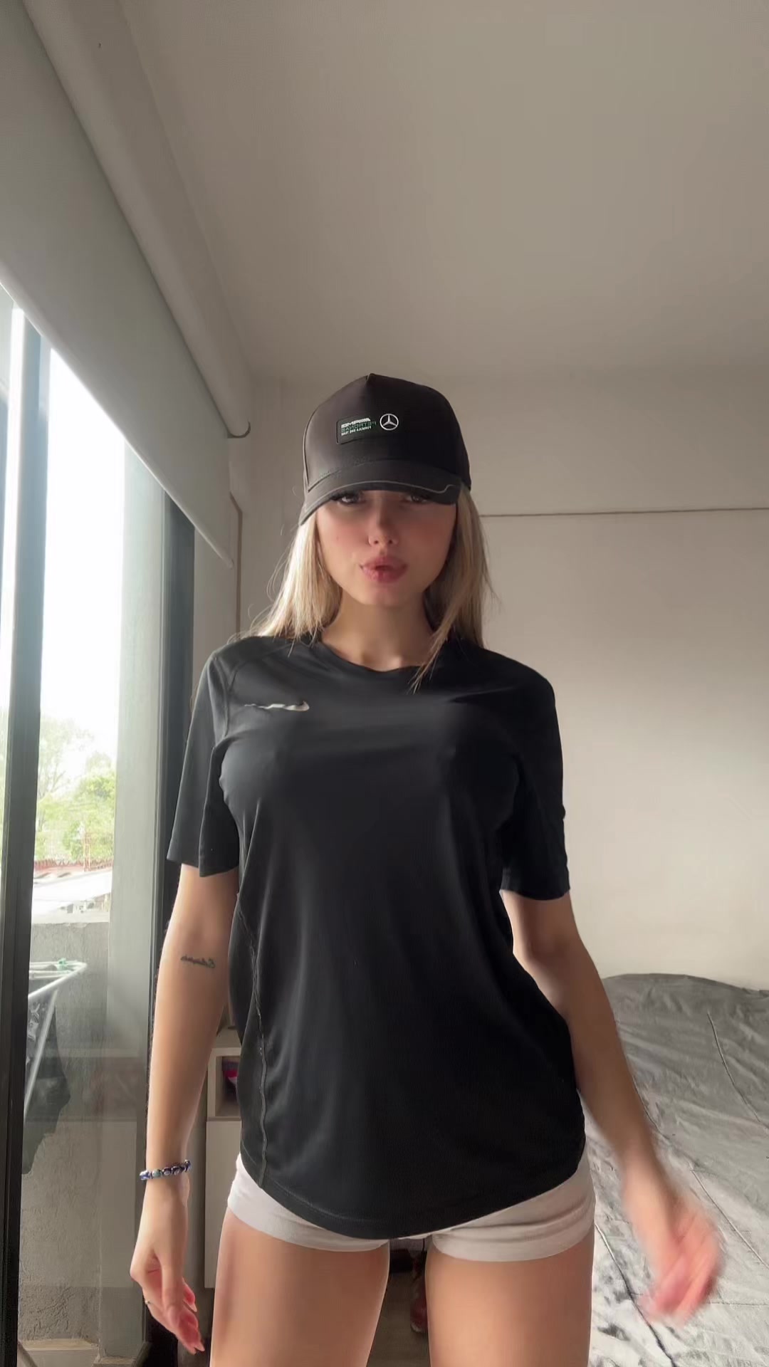 @JuliCicerelli