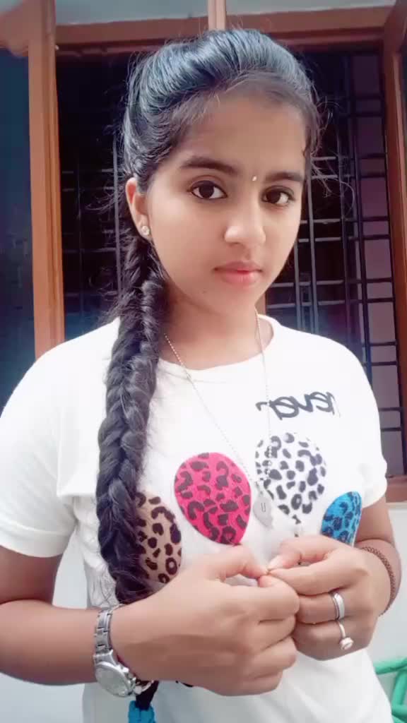 @navya_mudhiraj_200👑