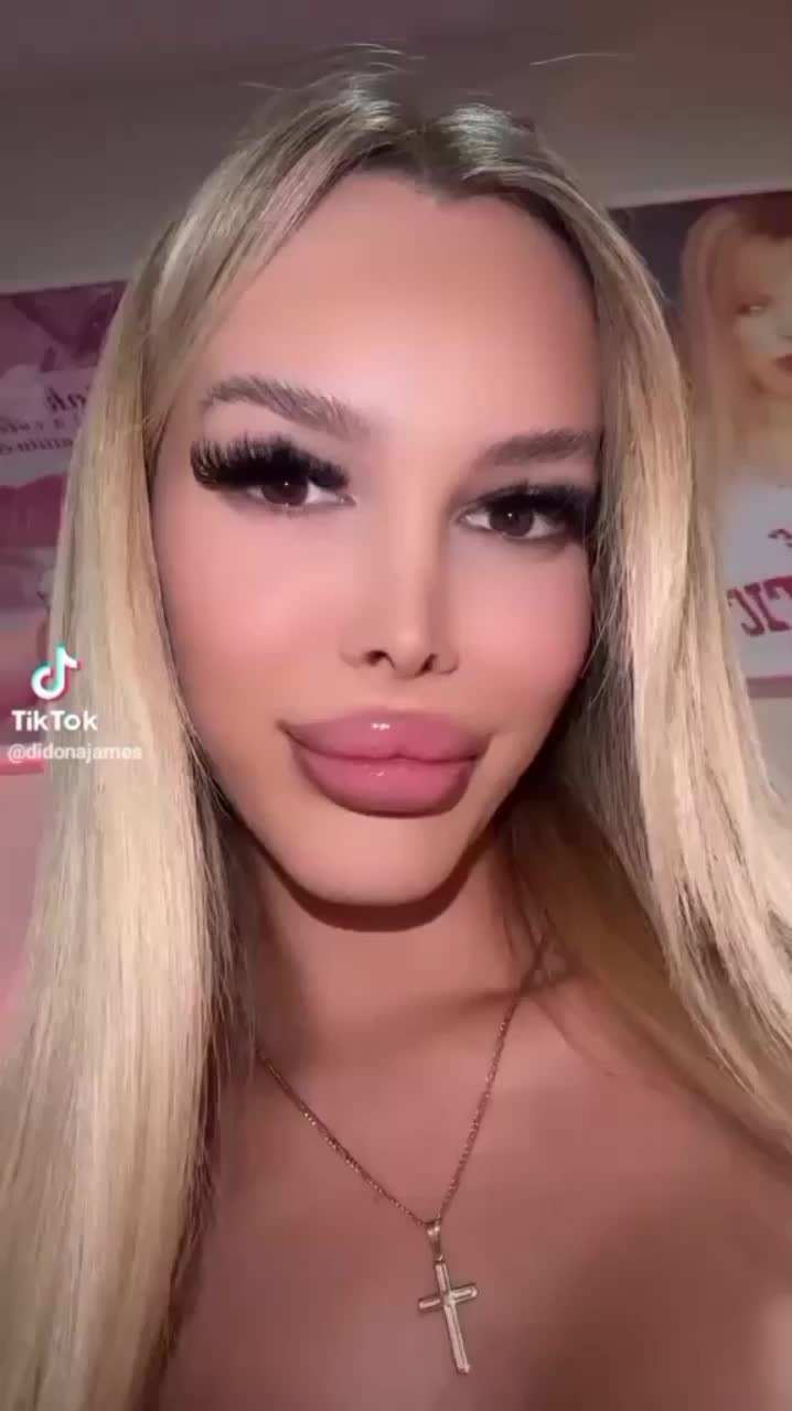 @𝓓𝓲𝓭𝓸𝓷𝓲𝓷𝓪_𝓪𝓷𝓳𝓪💖