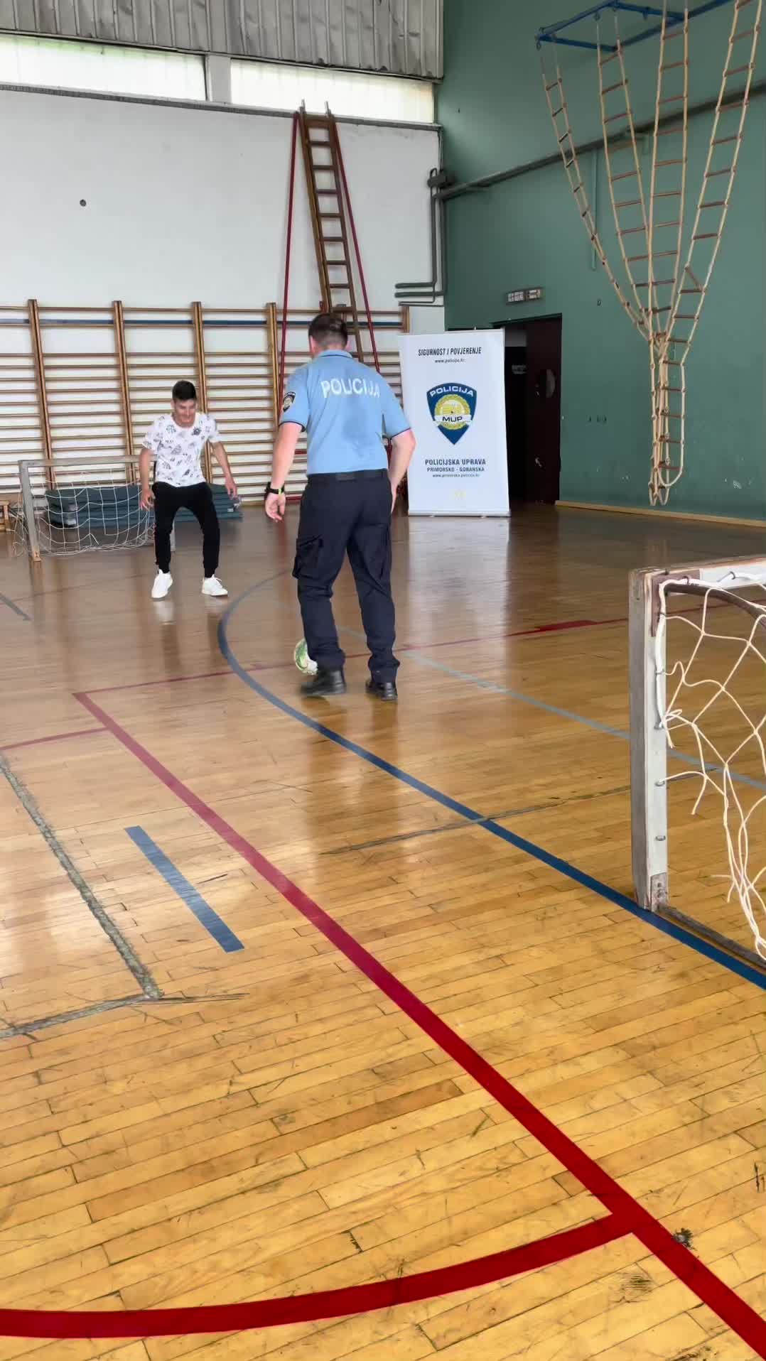 @Ivan Tokić