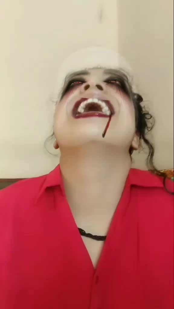 @amoollya