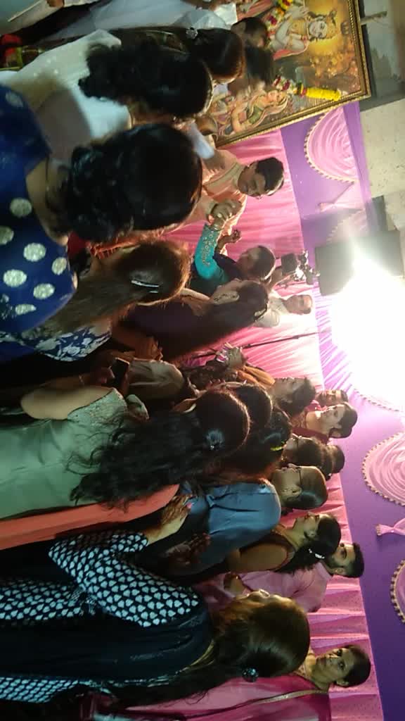 @Krishagicha7