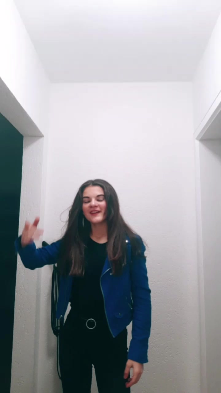 @𝓛𝓮𝓪 🎀