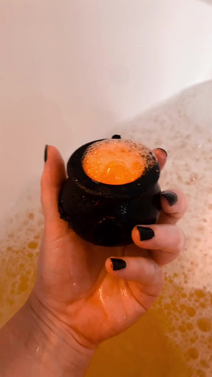 @𝚊𝚗𝚓𝚊.𝚘𝚍𝚊.𝚜𝚘𝚘 🌙