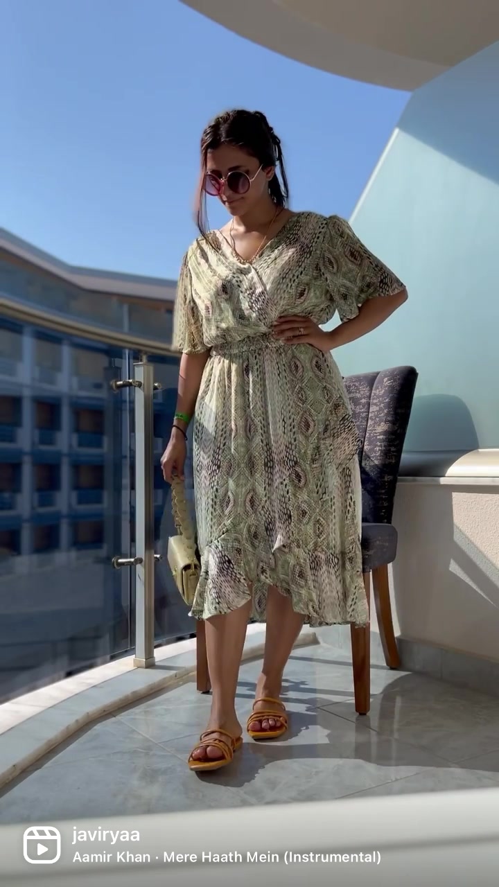 @Javiryaakhtar