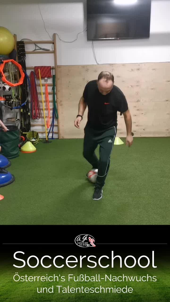 @Soccerschool