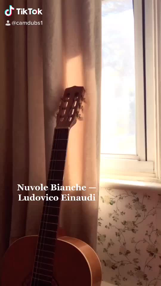 @Camille Dubois