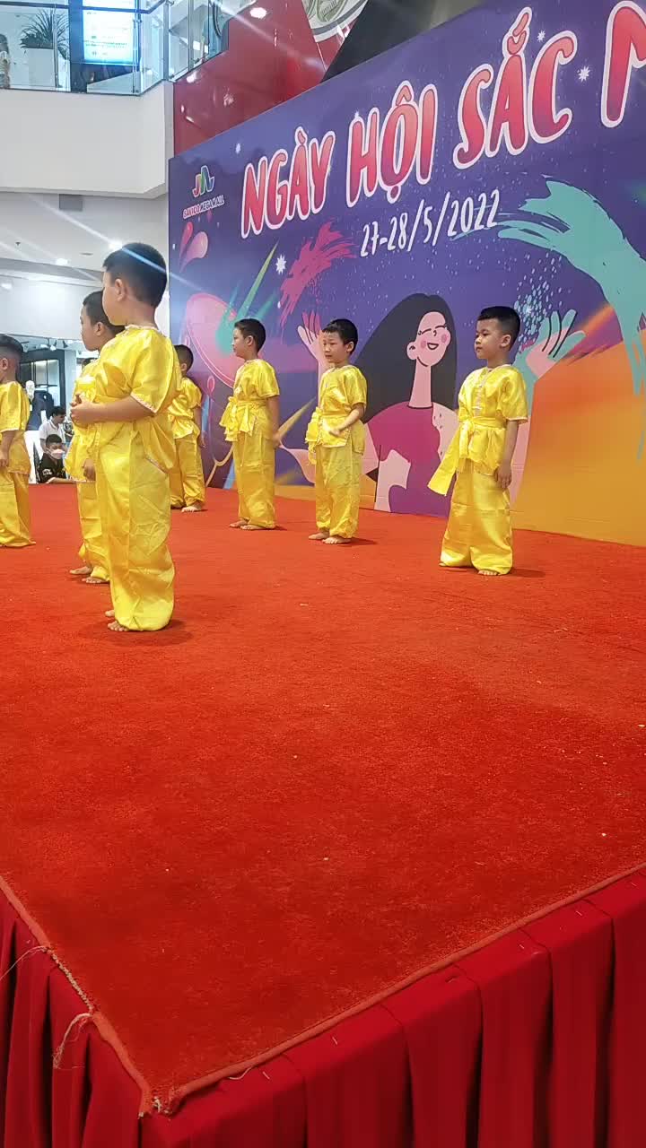 @HuyềnBống368