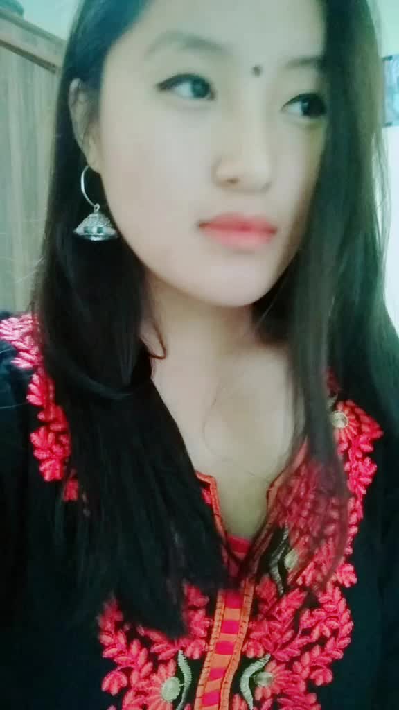 @Gina Chamling