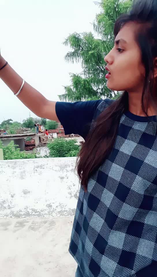 @shizuka 🖤........👸