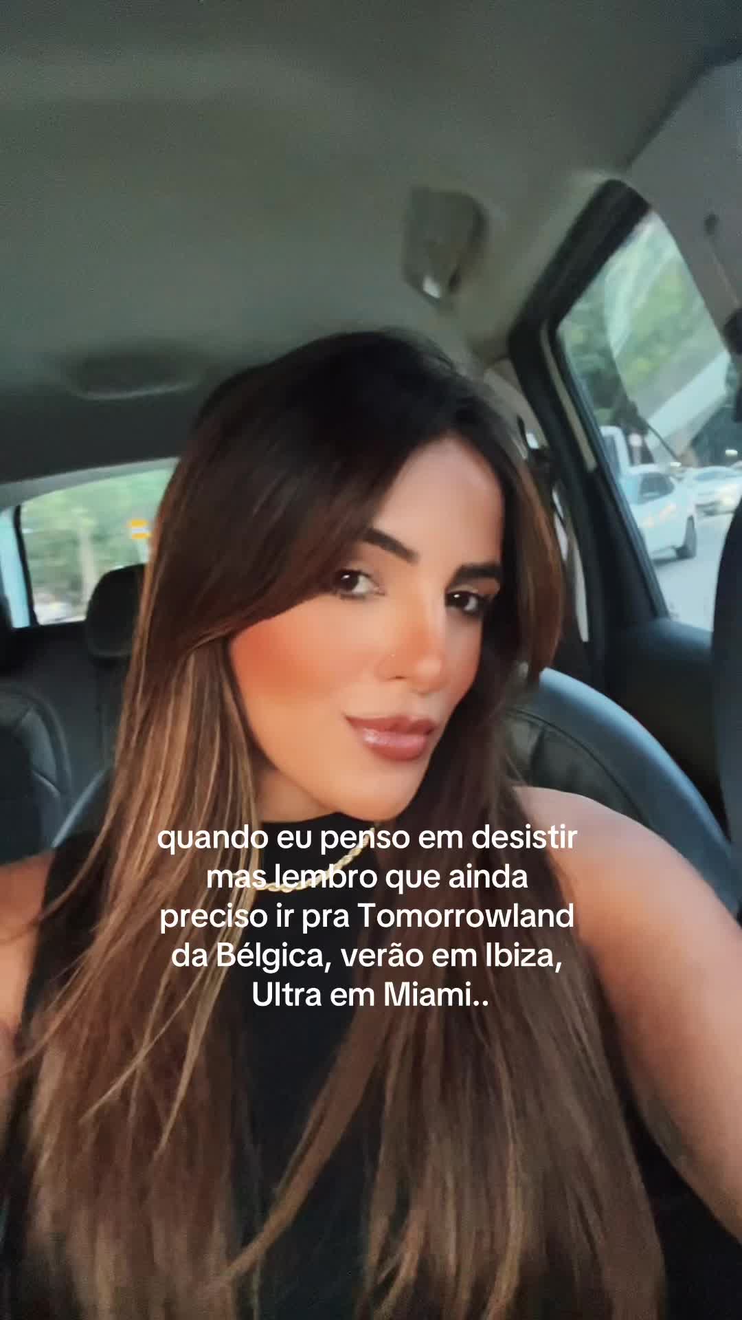 @LETÍCIA MELLO