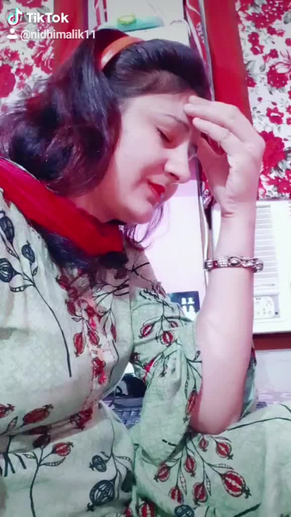 @nidhi malik