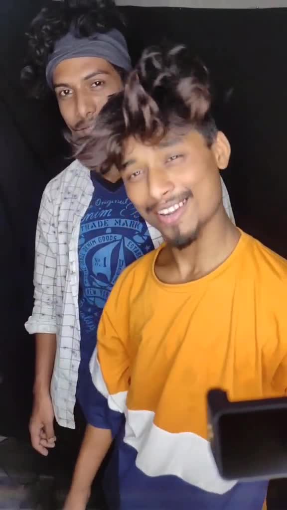 @Pøpïñg Jáñù khäñ🥰