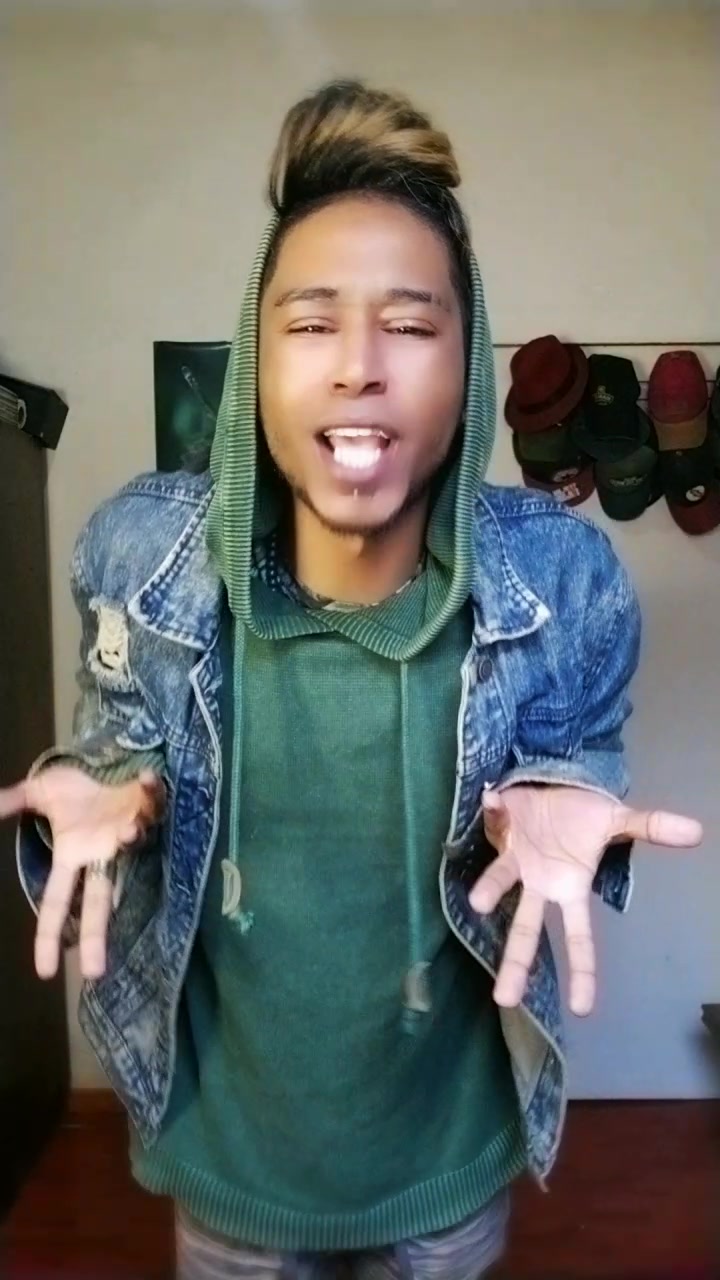 @Anii🌑🐺