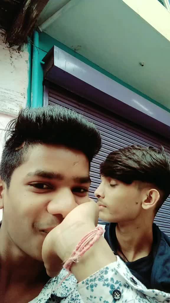 @mr .Ritik _ludelde09
