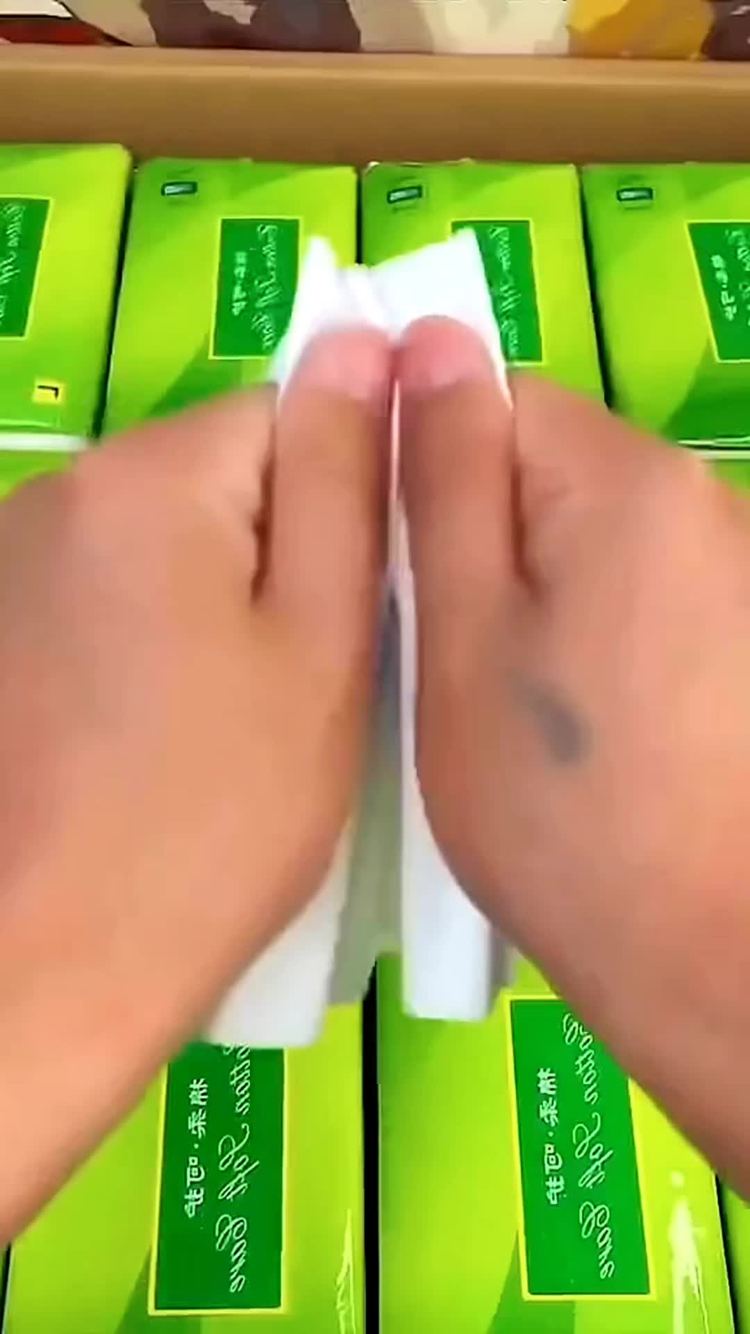 @kaylieerdman