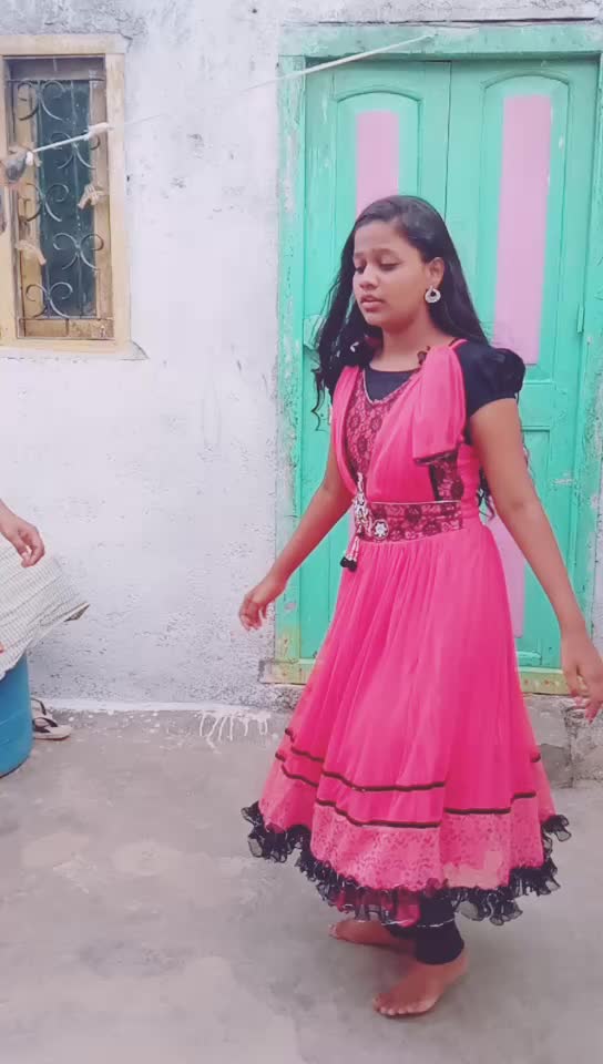 @@---alone---queen👸