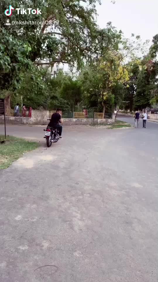 @akshitarora