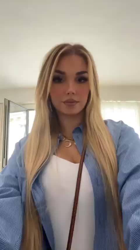 @Mounia Benfeghoul