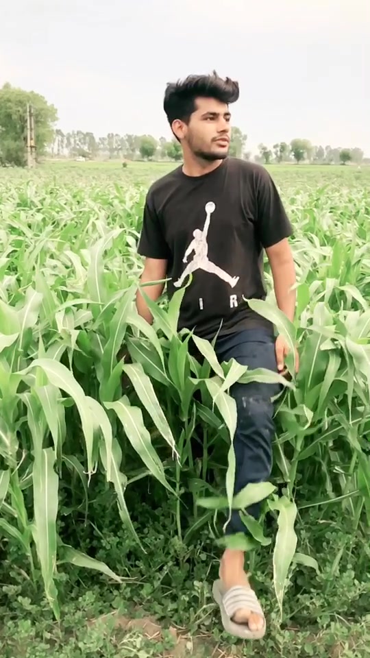 @👑साहिल चहल👑