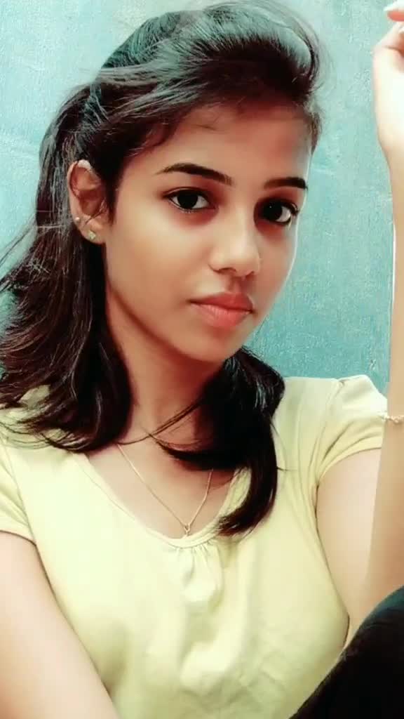 @priyabalakrish 👑