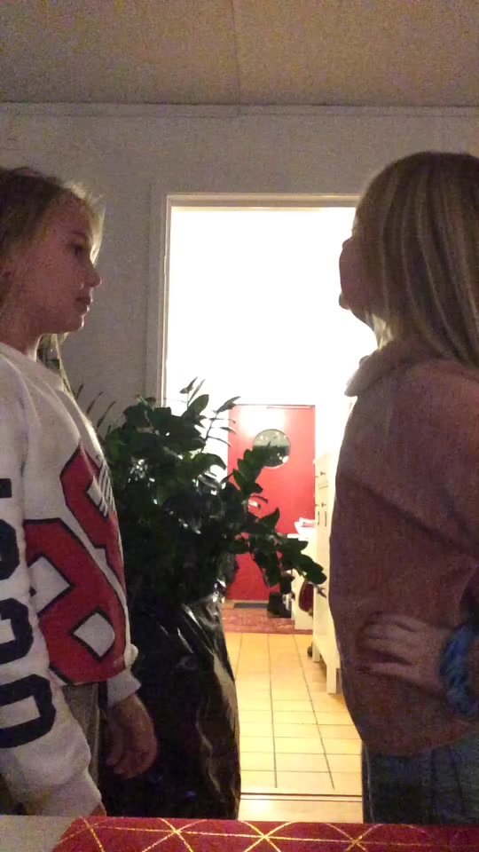 @Vi är tandtroll