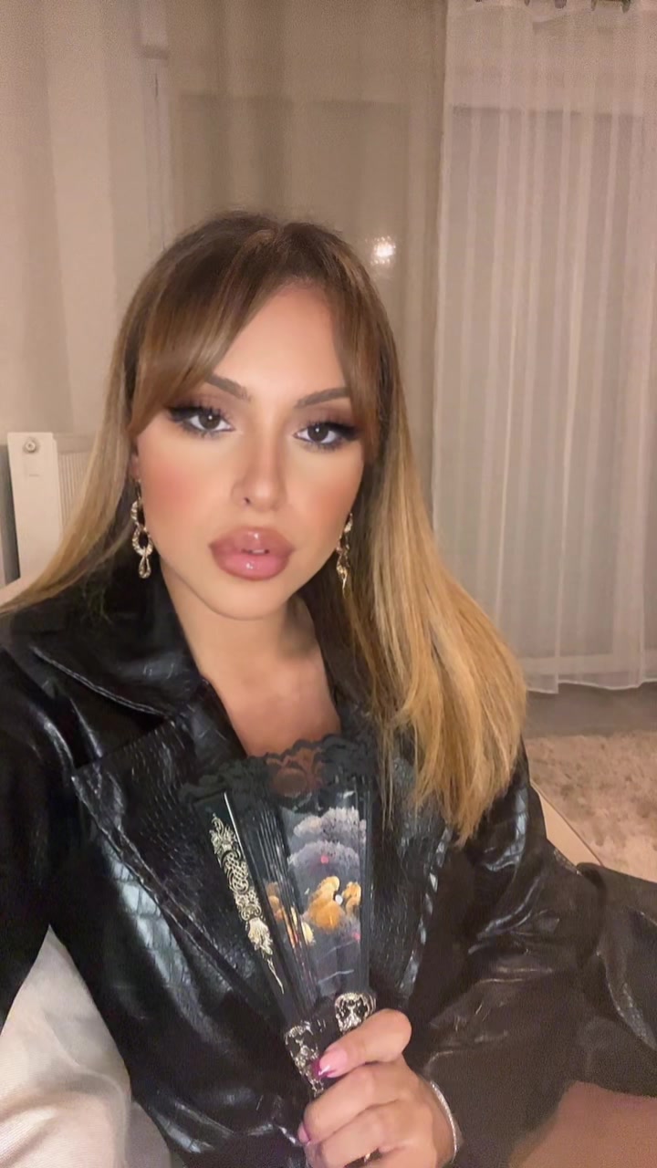 @Svbryna