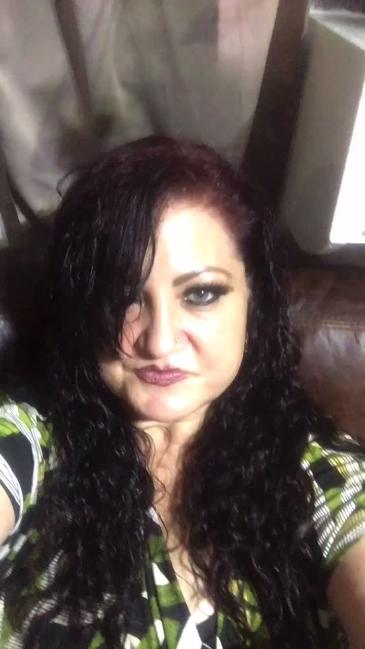 @ Angela  Hernandez