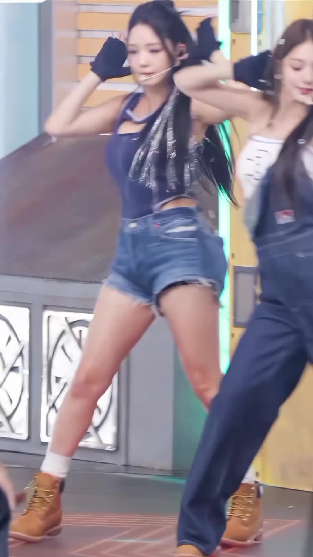 @ısa | 𝐏𝗨̶𝗥۪̅𝗘𝐅𝗟̷𝕺ׁ𝐖⁵
