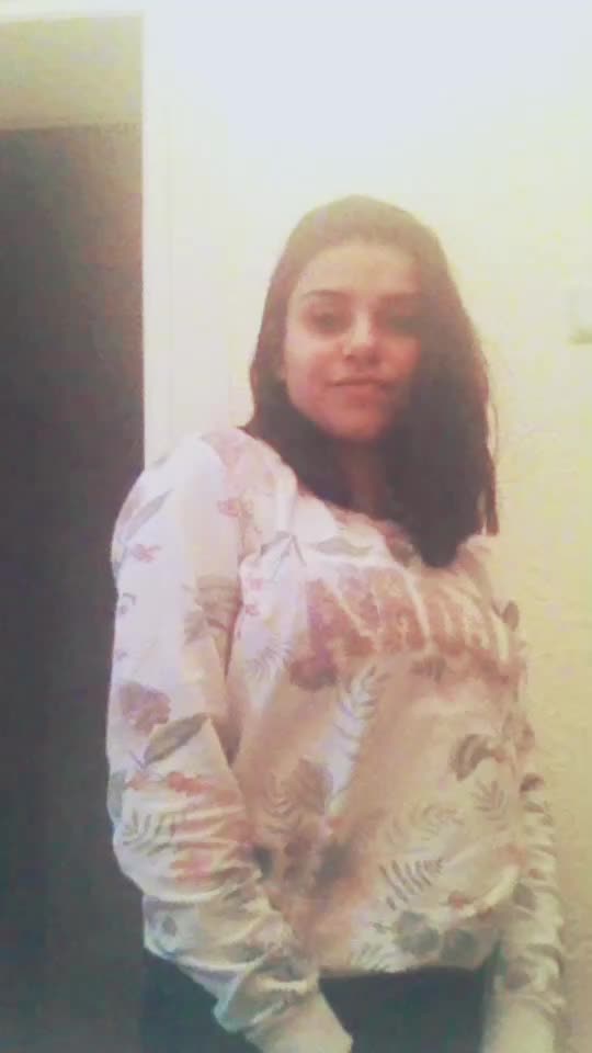 @G&uuml;lenay Selen