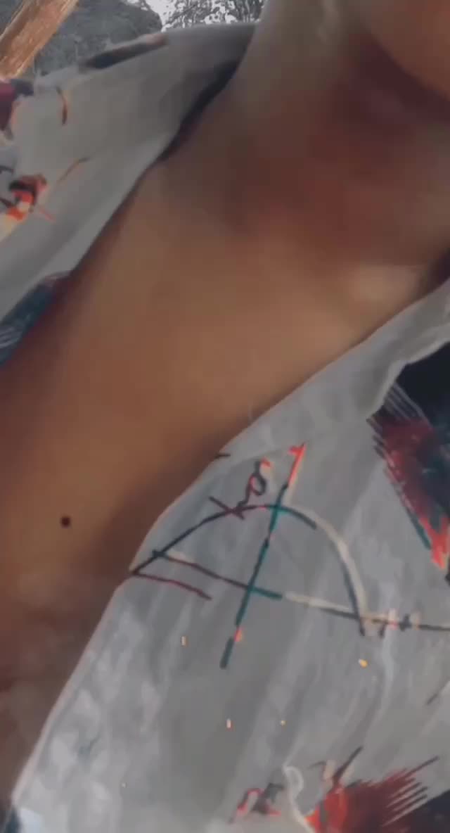 @L&oslash;v&euml;ly_b&oslash;y_Pr&atilde;v&ecirc;&ecirc;&ntilde;