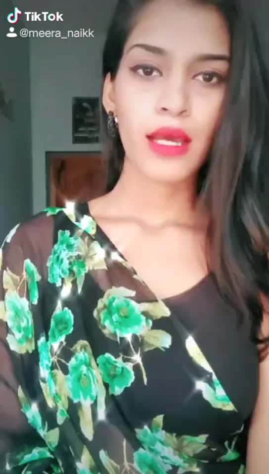 @meera_naikk