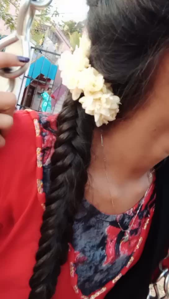 @singel ponnu soni😎