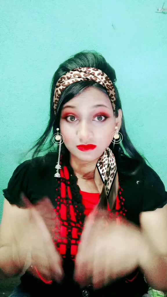 @👑Aditi De👑