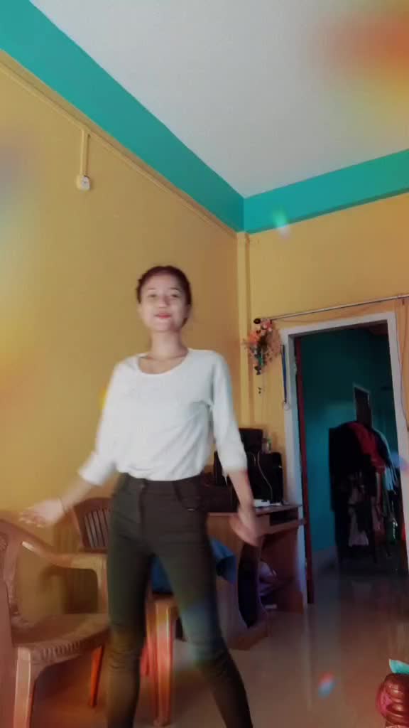 @𝑀𝑜𝓃𝒾𝓀𝒶 𝓂𝒶𝓇𝒶𝓀 ✨