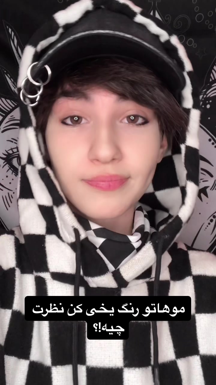 @ariwnwz_