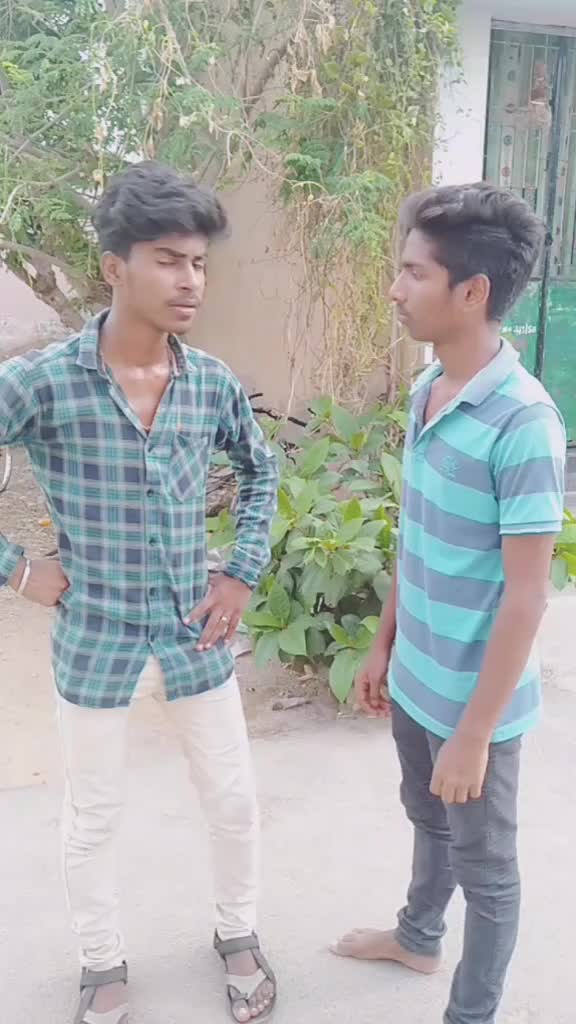 @Road side Romeo