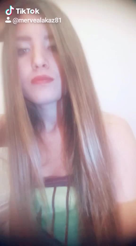 @Merve alakaz