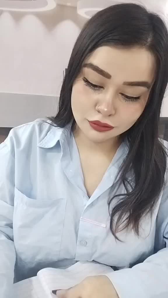 @🐼