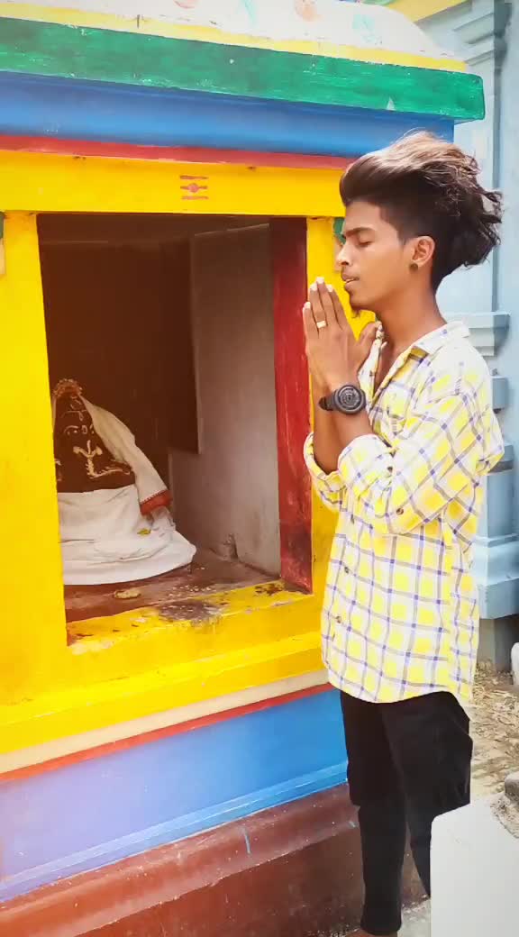 @Buji