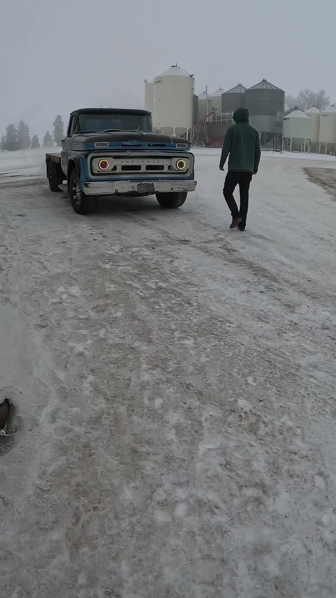 @FarmsAndWreckreation