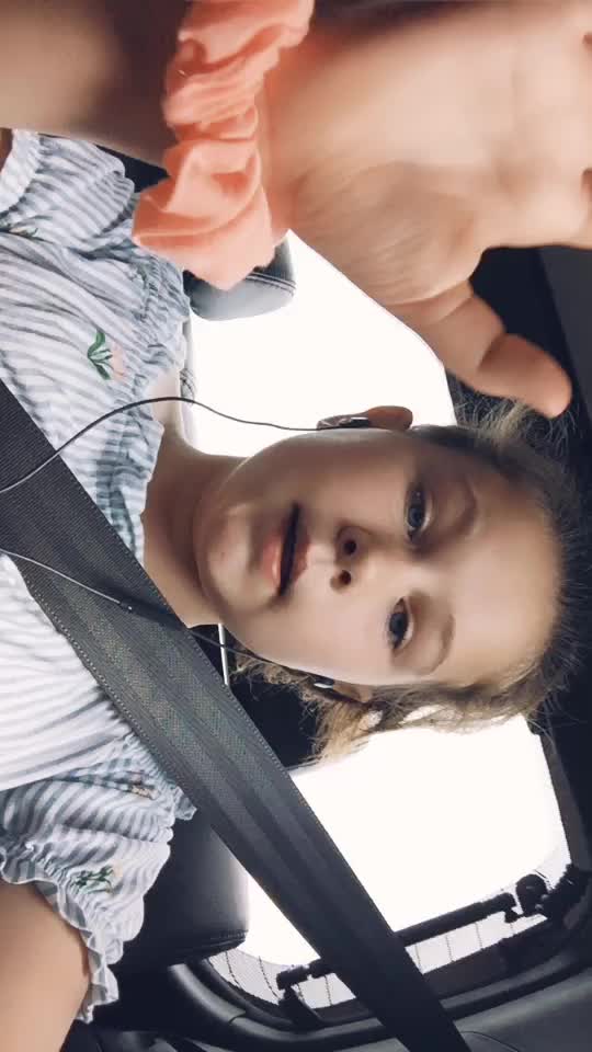 @Claire Halpin🤪💘